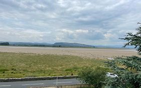 Watersedge Retreat, Views, Sunsets, Dogs Welcome