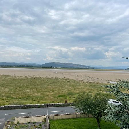 Watersedge Retreat, Views, Sunsets, Dogs Welcome Sandside  Exterior photo